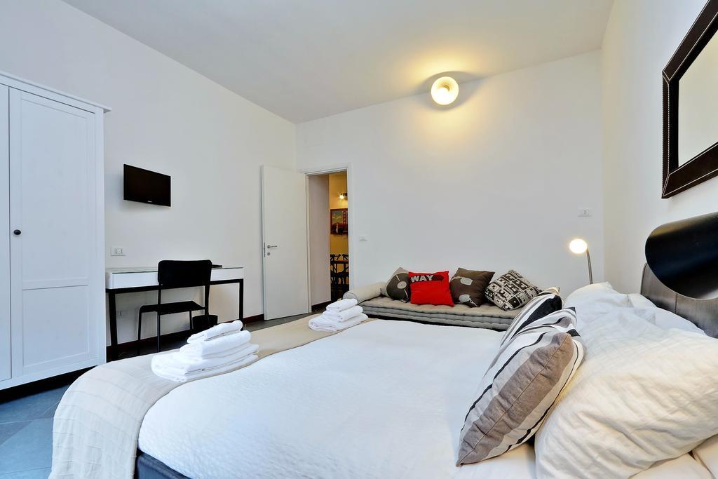 Cozy Apartment Fabia 300 Mt From Colosseum Kültér fotó