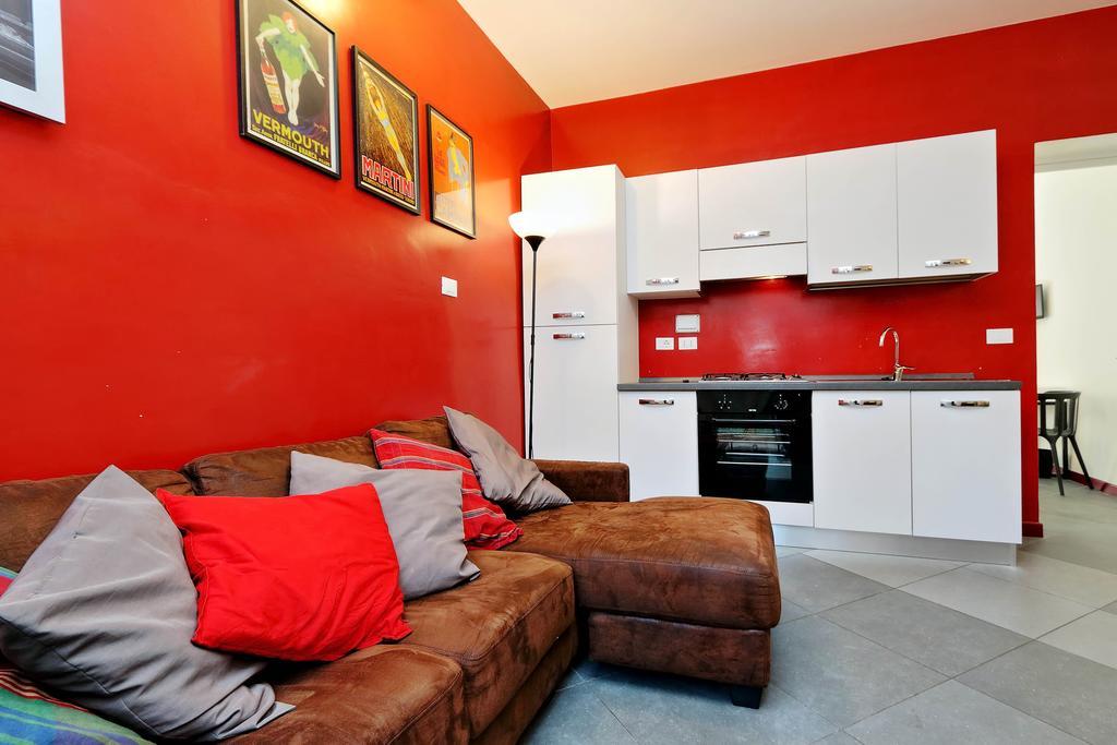 Cozy Apartment Fabia 300 Mt From Colosseum Kültér fotó